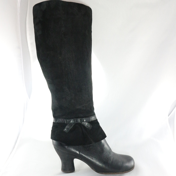 Naya Shoes - NAYA Juniper Suede Leather Zip Up Boots Like New